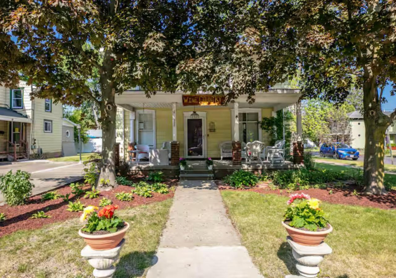 Villa Walk To State Park! Eateries & Pubs! Watkins Glen Esterno foto